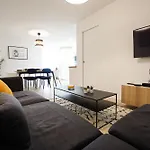 Spacious Family Duplex - Eiffel Tower * 파리