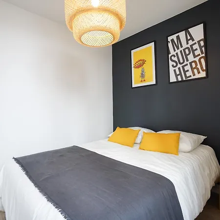 Spacious Family Duplex - Eiffel Tower شقة